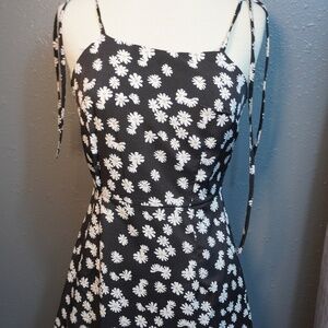 Korean Mimidaisy Womens Black White Floral Fit Flare Stringy Dress Size Small